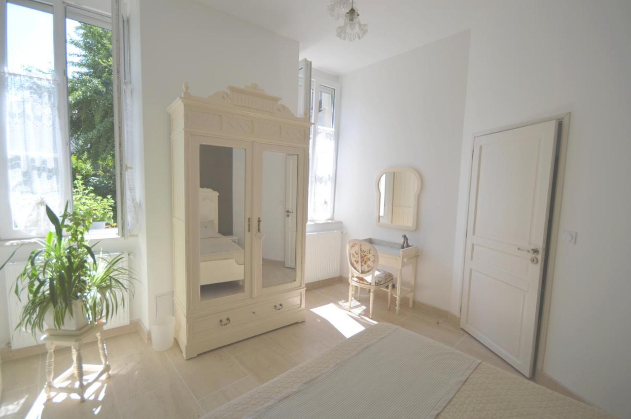 Chambre D'Hotes A Toul Centre Ville Avec Parking Prive Exterior foto