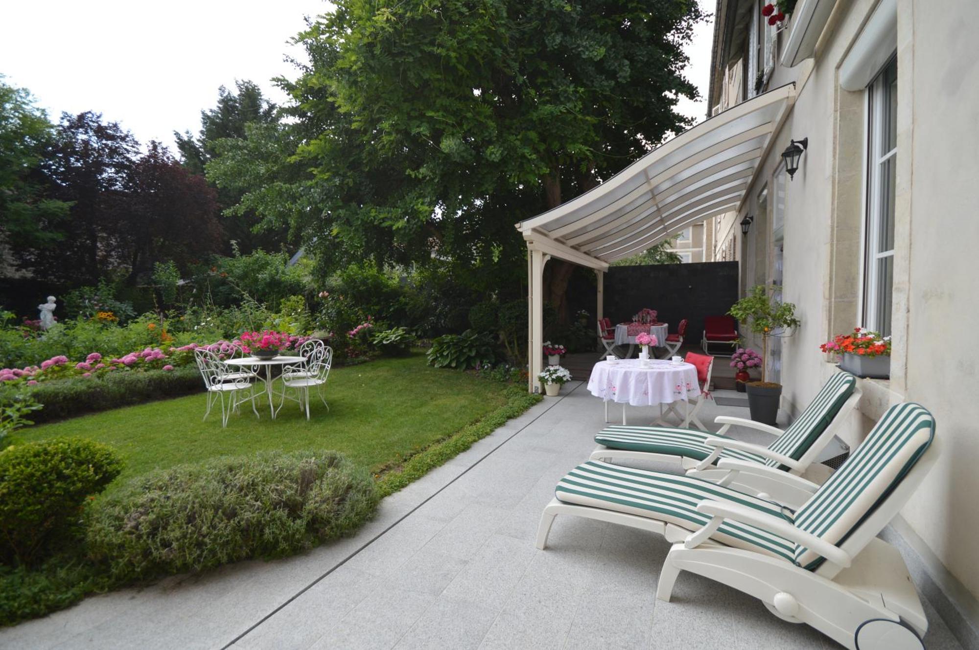 Chambre D'Hotes A Toul Centre Ville Avec Parking Prive Exterior foto